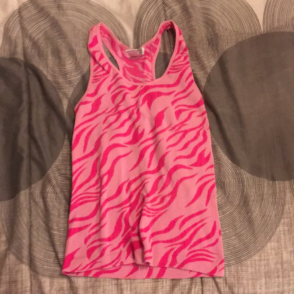 Sports tank